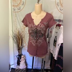 Like new Y2K Maroon Affliction Truth & Consequence T-Shirt Sz Small